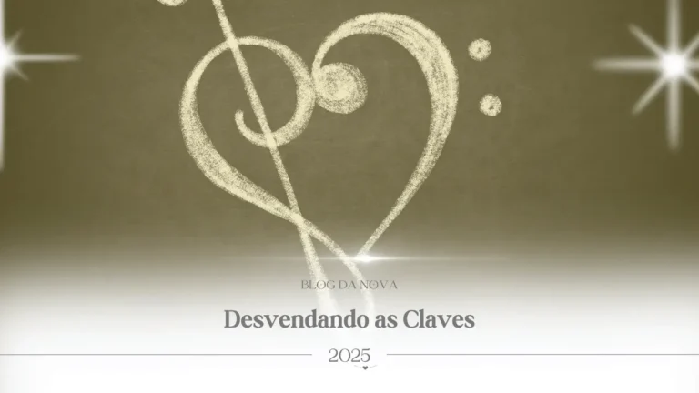 Clave de sol e clave de fá desenhadas formando um coração em lousa